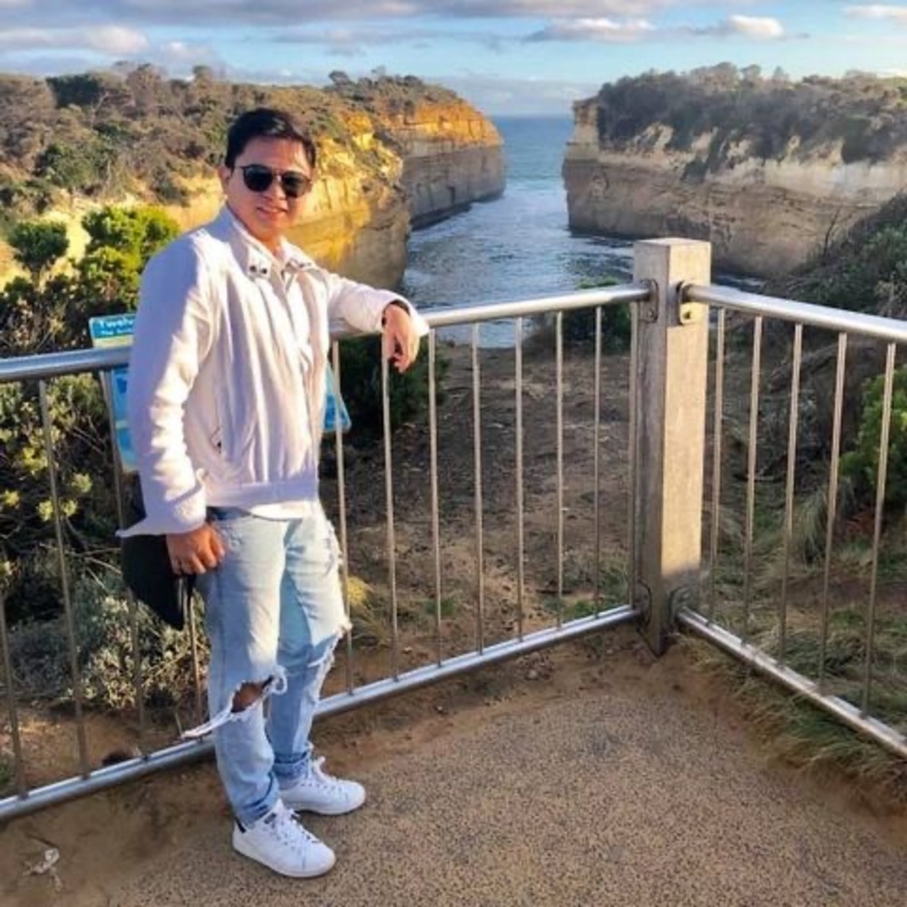 Meet your Posher, Lorenz